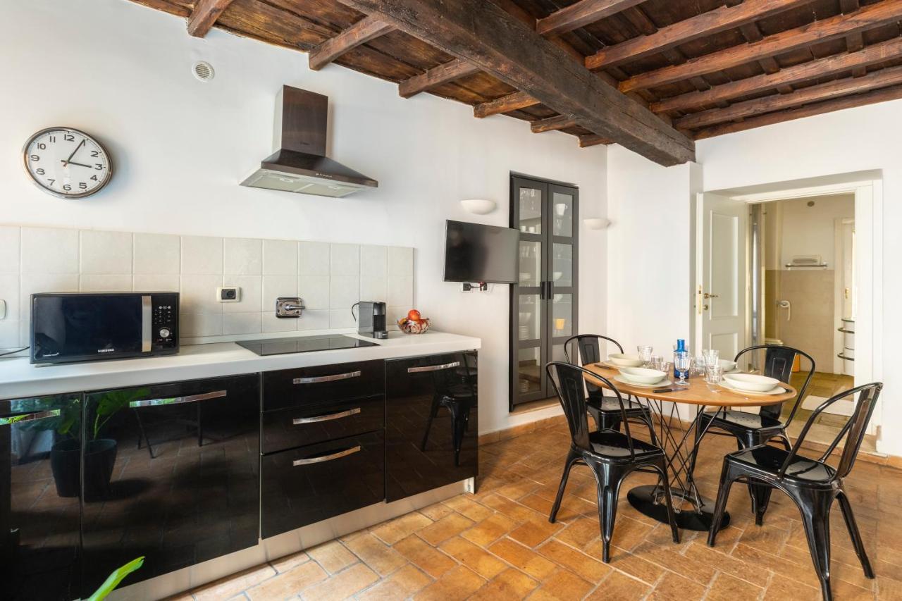 DEZA cozy place in Monti Rzym Zewnętrze zdjęcie